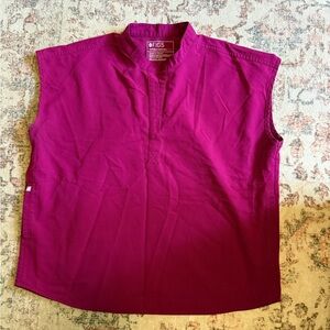 Figs Berry Sleeveless Top